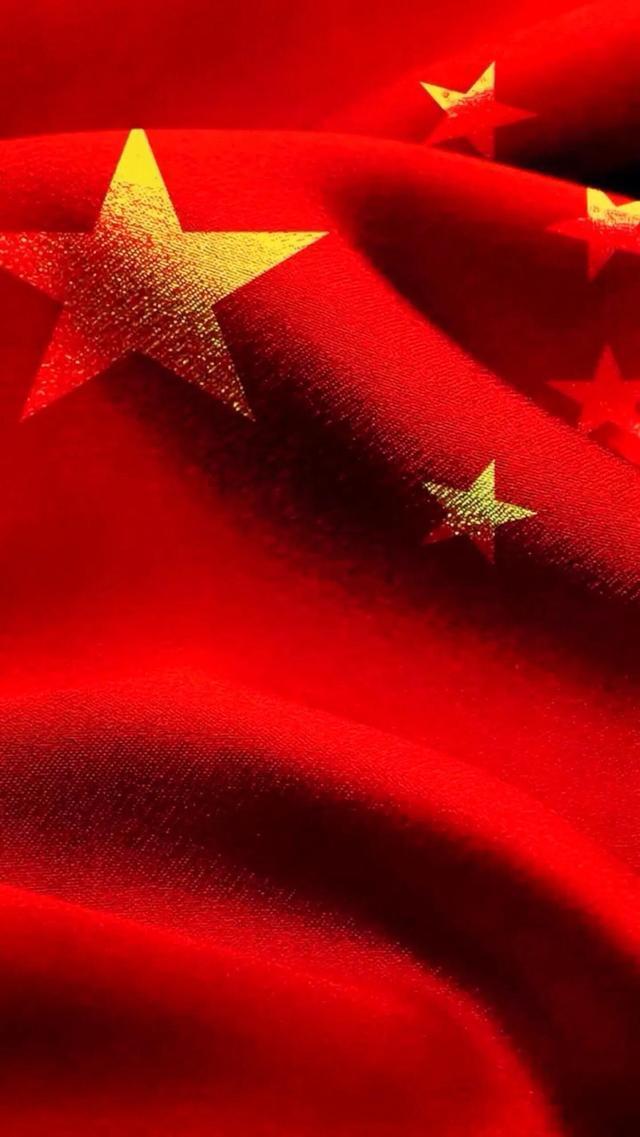 何炅入选“圈叔101”，你会PICK谁为圈叔组合C位？游戏画面