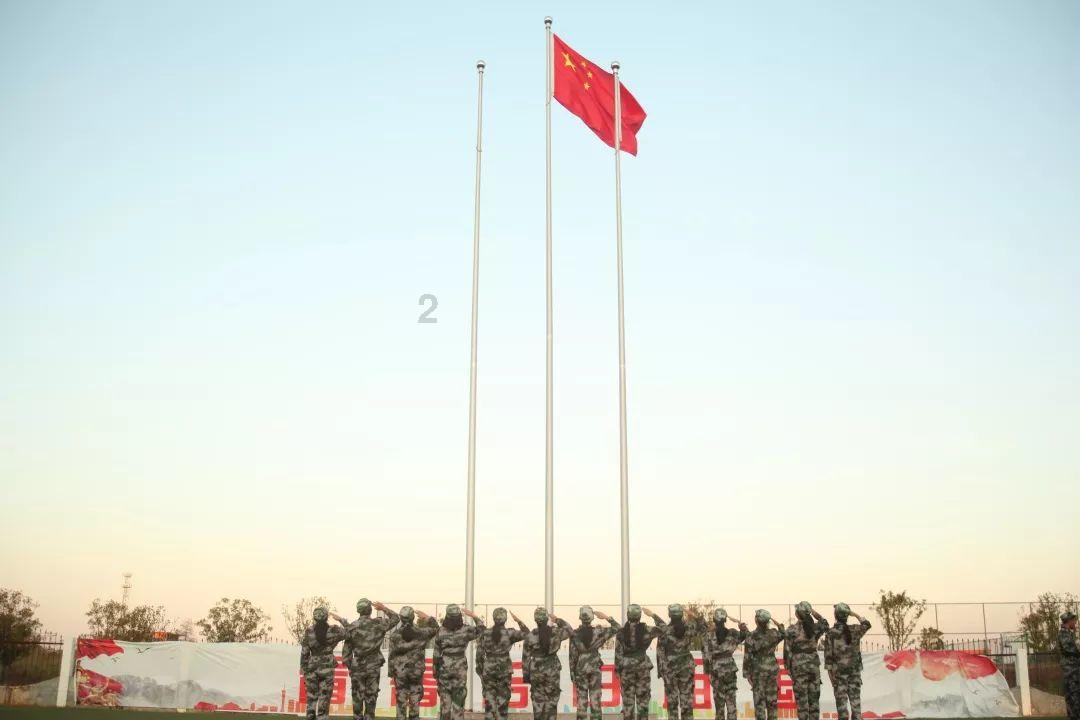超级坦克消灭僵尸
