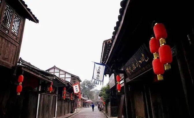【攻坚行动】这家诊所被责令停止执业活动，原因是这个！