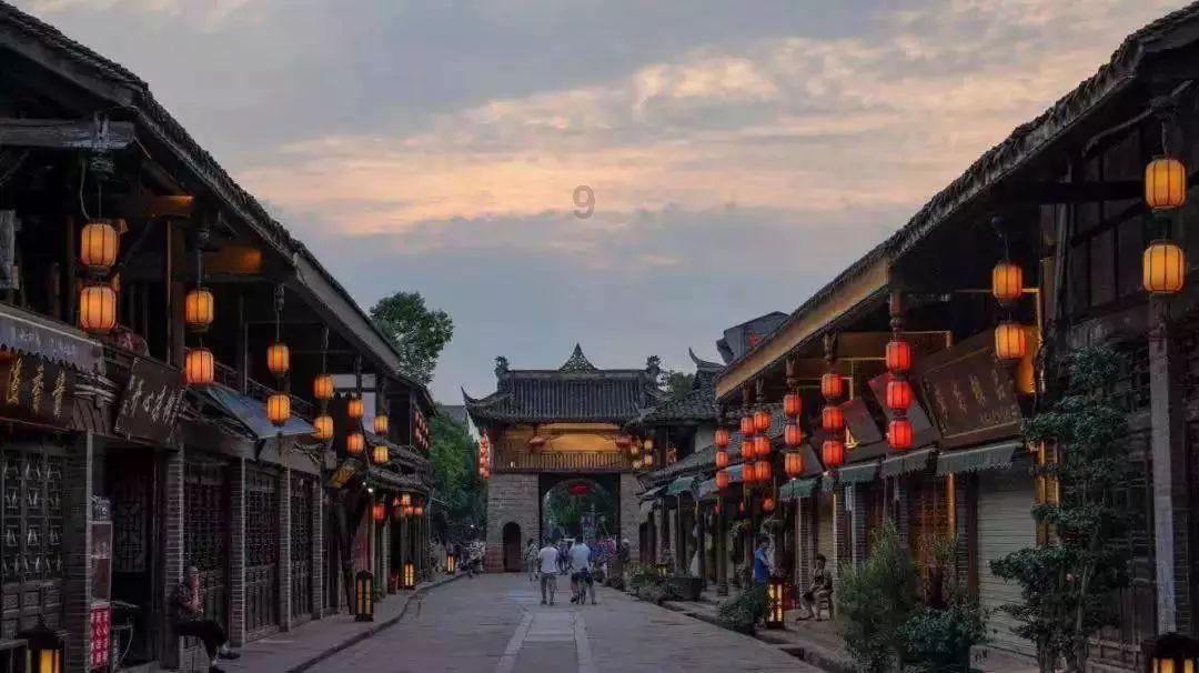 逃离森林湖畔