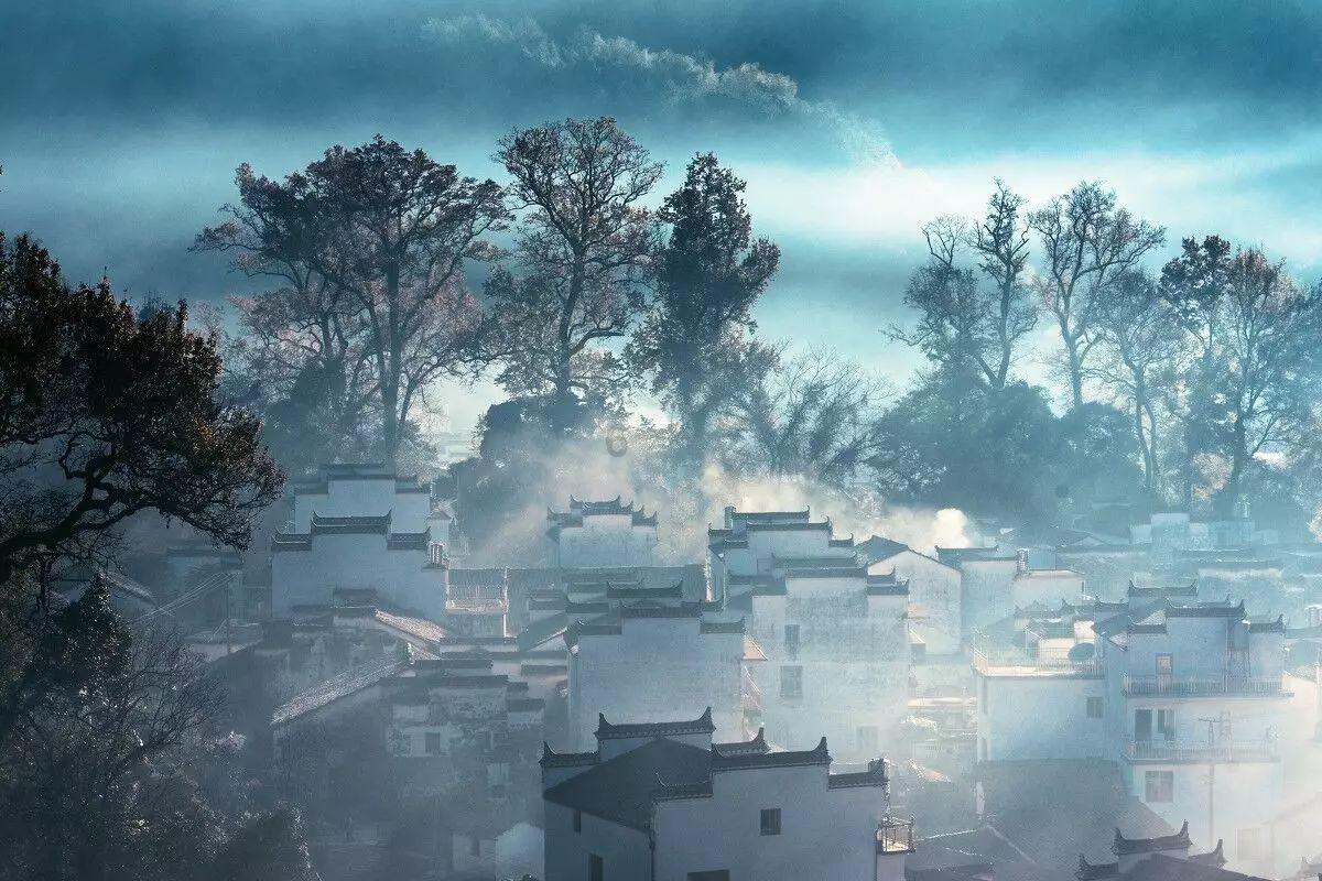迷雾世界